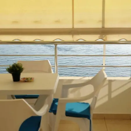 Matin Sea View Apartment *