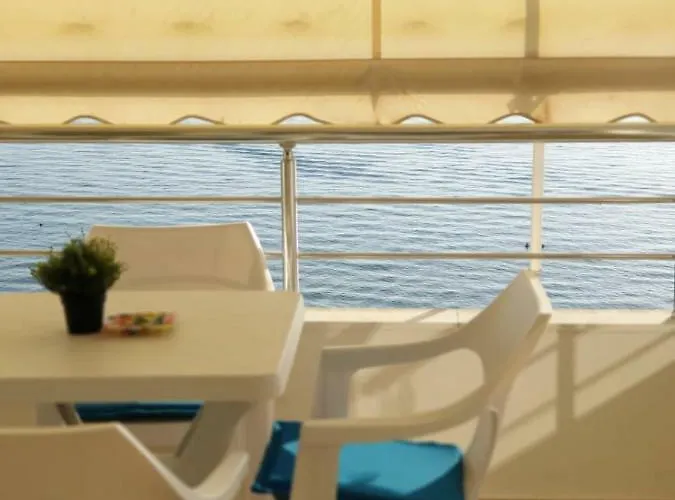 Matin Sea View 公寓 *